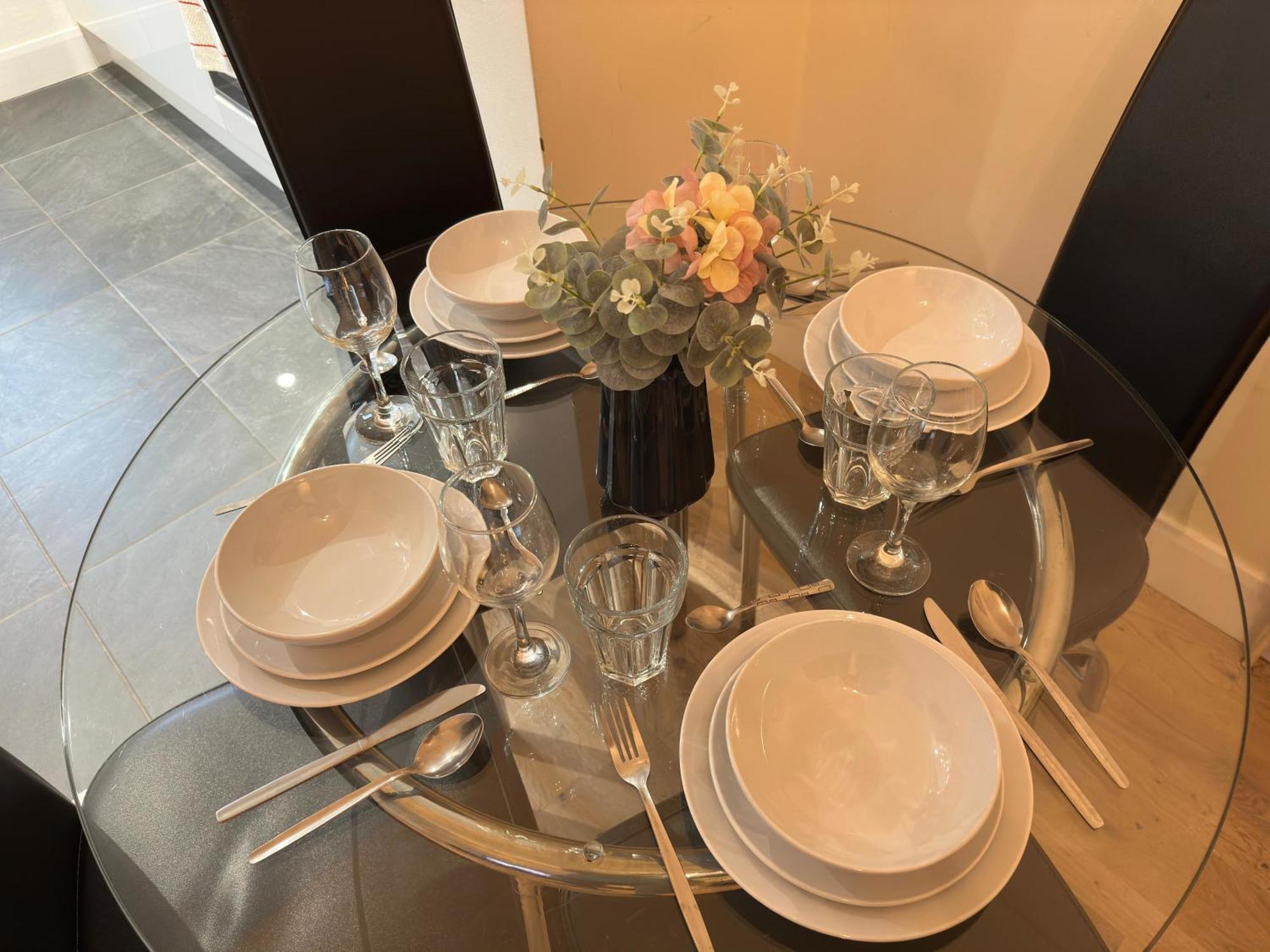 1-Bedroom Flat With Small Garden & Paid Parking In Finsbury Park, Highbury London Eksteriør billede